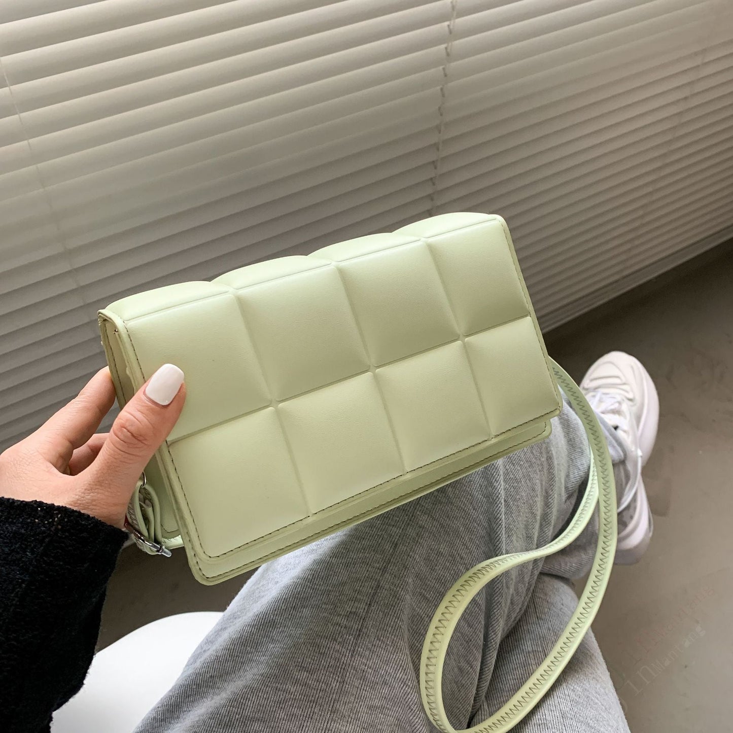Messenger shoulder bag